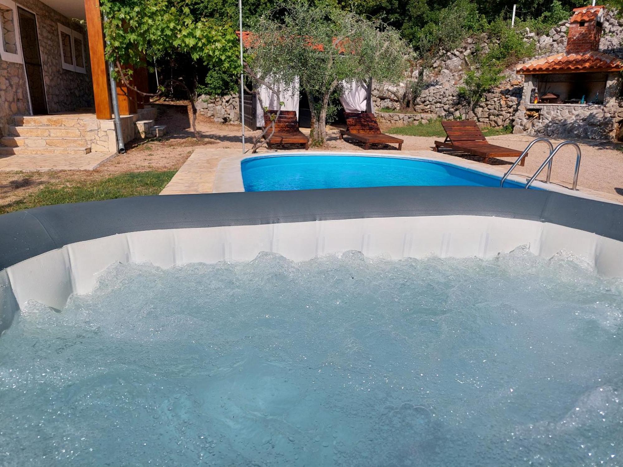 Holiday House Pulina Punat Ngoại thất bức ảnh